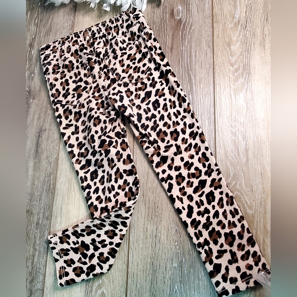 2 pr. Childrens Place girls leopard print jeggings in size 4T - Picture 3 of 7
